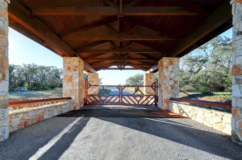 108 Oryx Cove