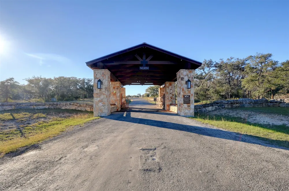 108 Oryx Cove Blanco, TX 78606