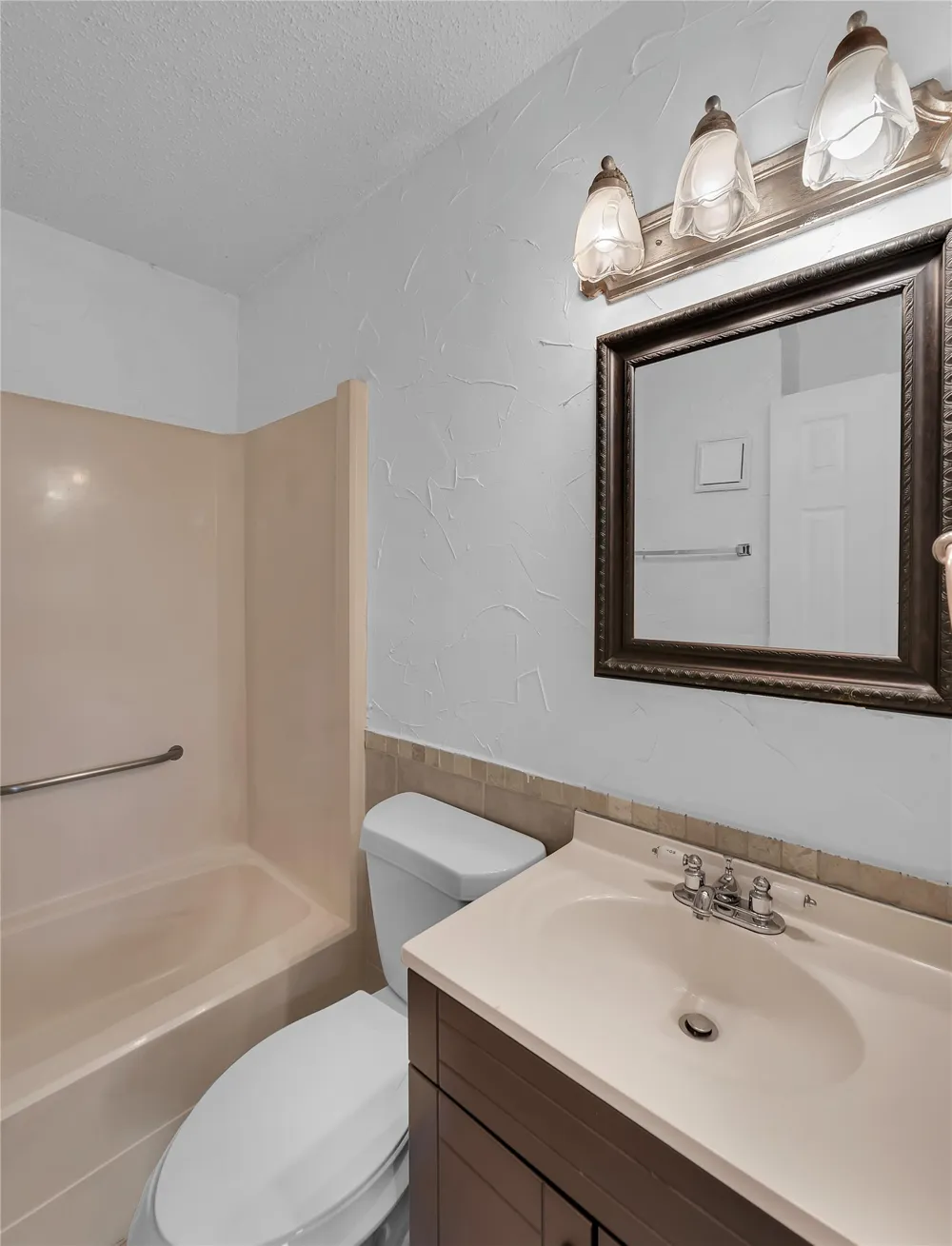 2005 S 8th Street Waco, TX 76706