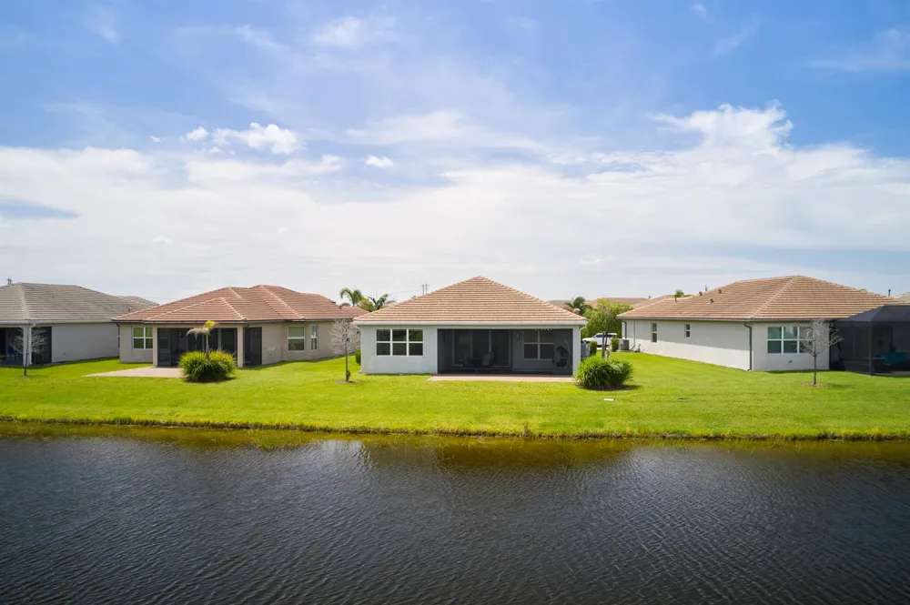 11837 SW Poseidon Way Port St. Lucie, FL 34987