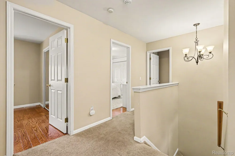6290 Waldon Woods Drive Independence Charter Township, MI 48346