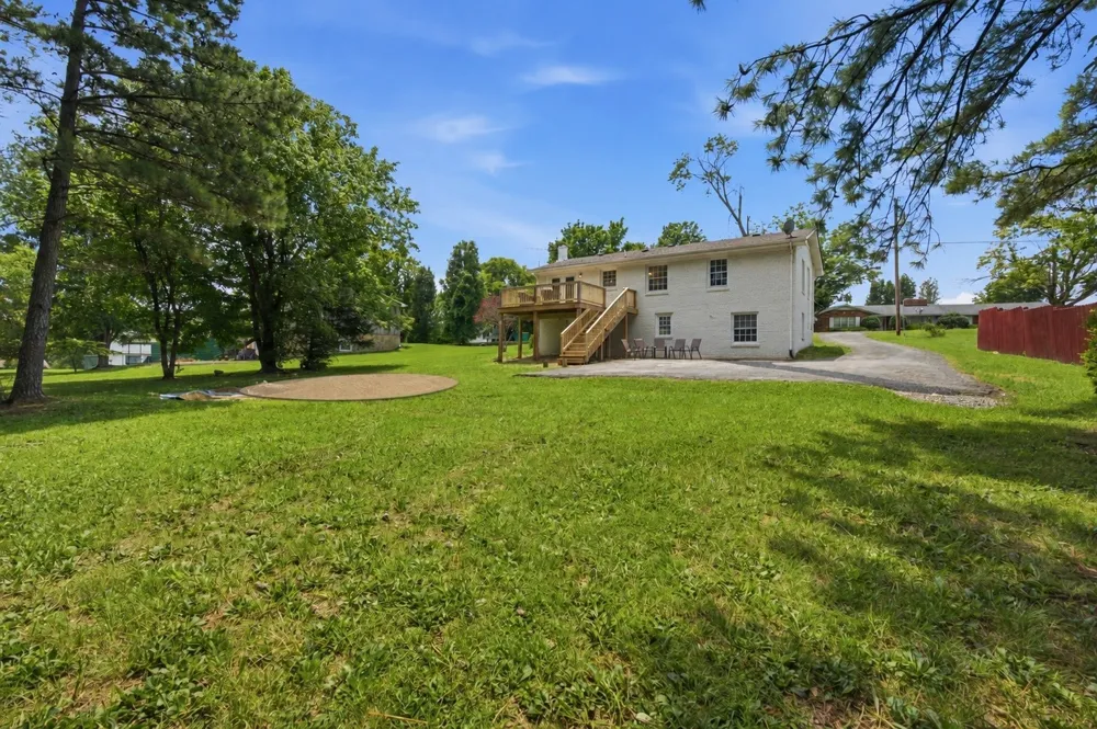 625 6th Ave S Lewisburg, TN 37091