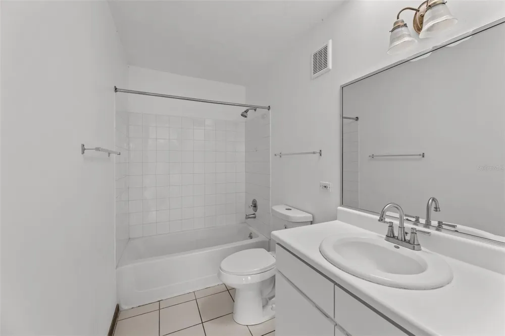383 CAMINO LOS FLAMBOYANES Cidra, PR 00739