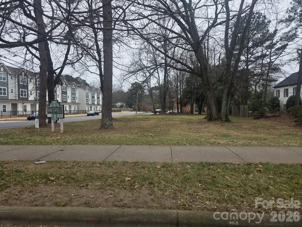 3953 Winterfield Place Charlotte, NC 28205