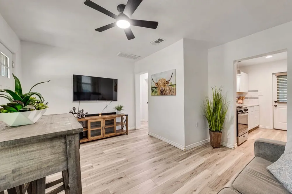 9213 S Dodson Drive White Settlement, TX 76108