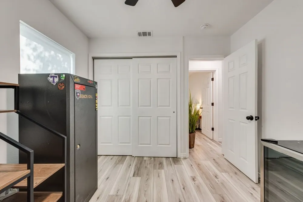 9213 S Dodson Drive White Settlement, TX 76108