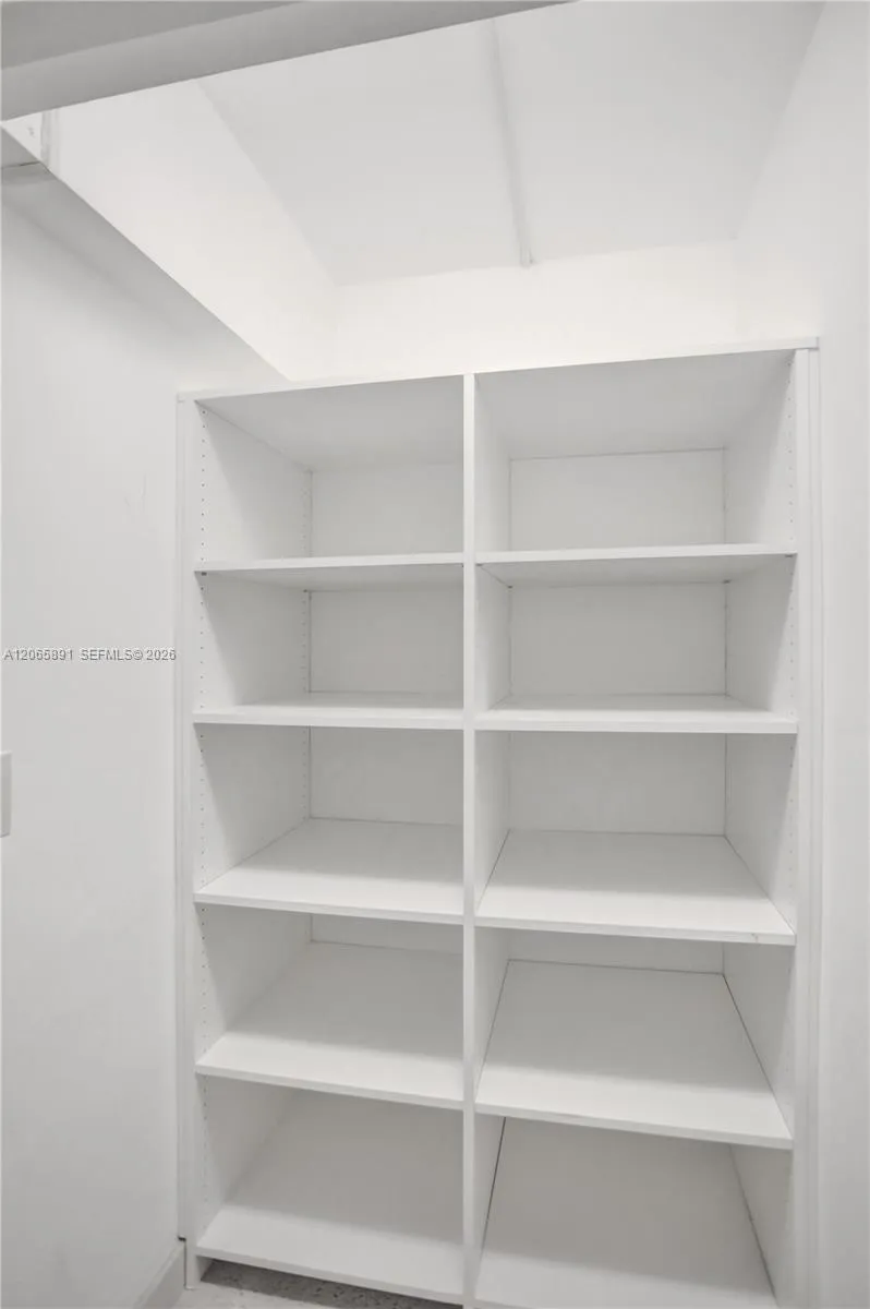 286 Bal Bay Dr #2B Bal Harbour, FL 33154