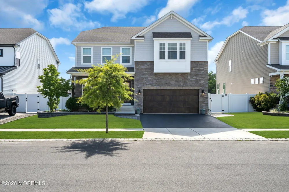 201 Ashburn Avenue Manahawkin, NJ 08050