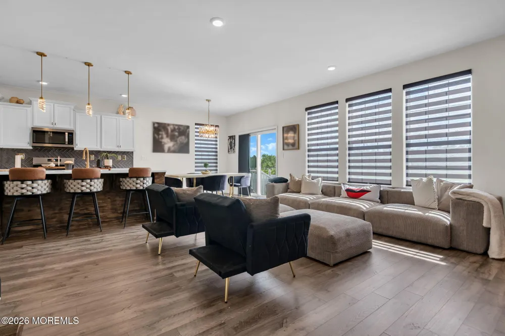 201 Ashburn Avenue Manahawkin, NJ 08050