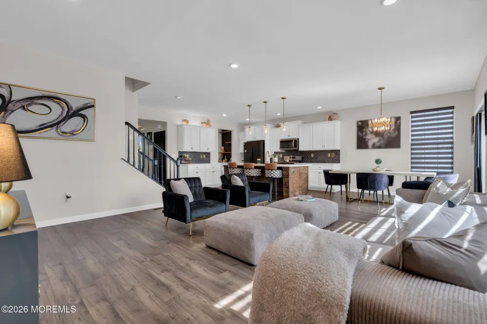201 Ashburn Avenue Manahawkin, NJ 08050