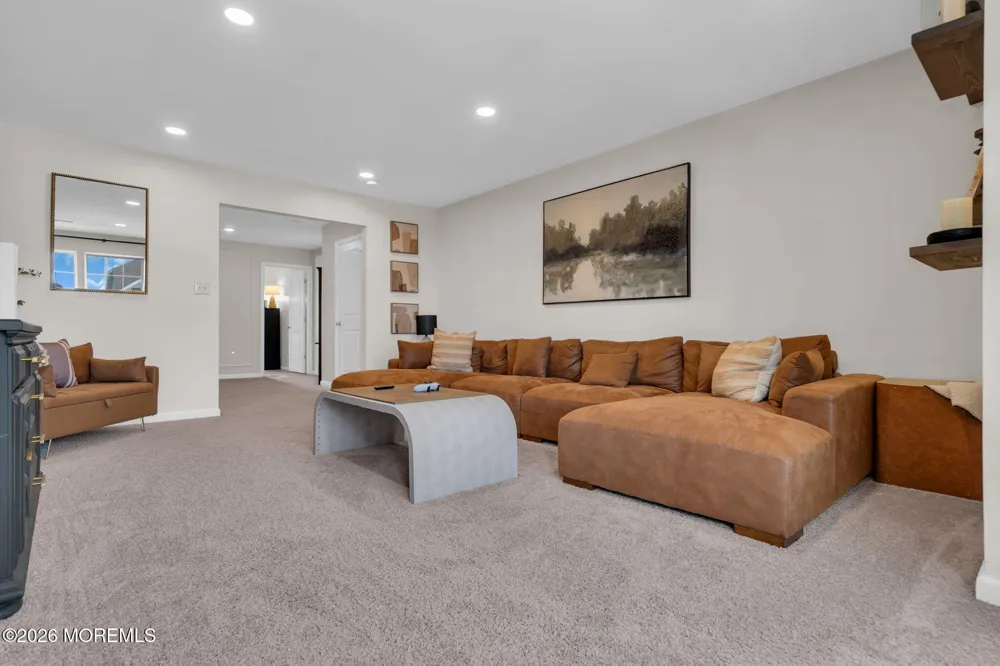 201 Ashburn Avenue Manahawkin, NJ 08050