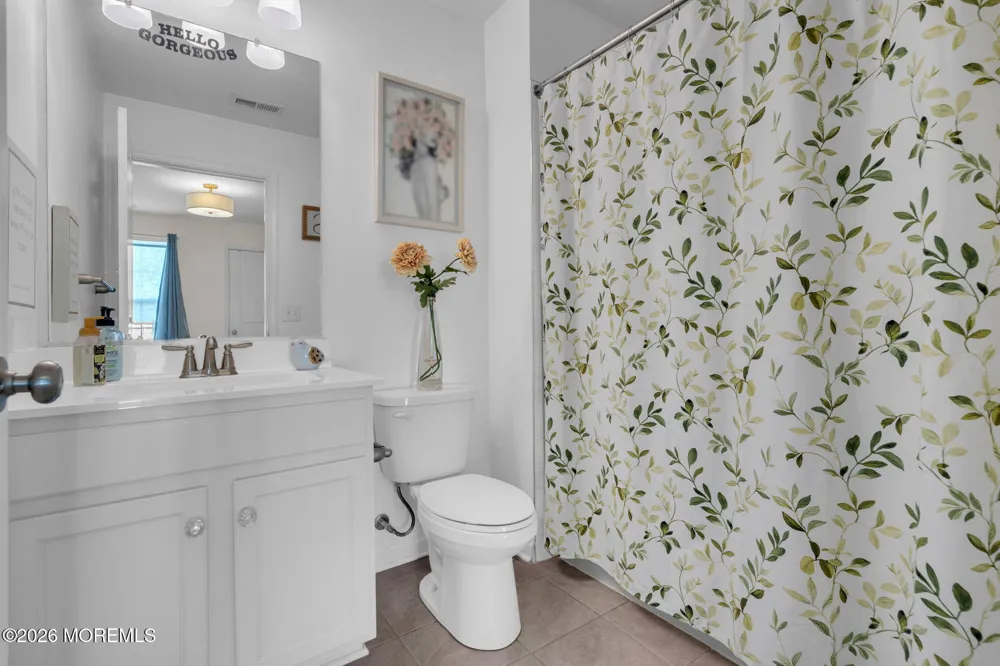 201 Ashburn Avenue Manahawkin, NJ 08050