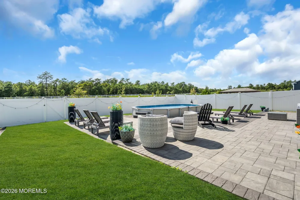 201 Ashburn Avenue Manahawkin, NJ 08050