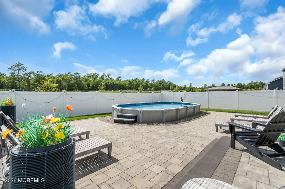 201 Ashburn Avenue Manahawkin, NJ 08050