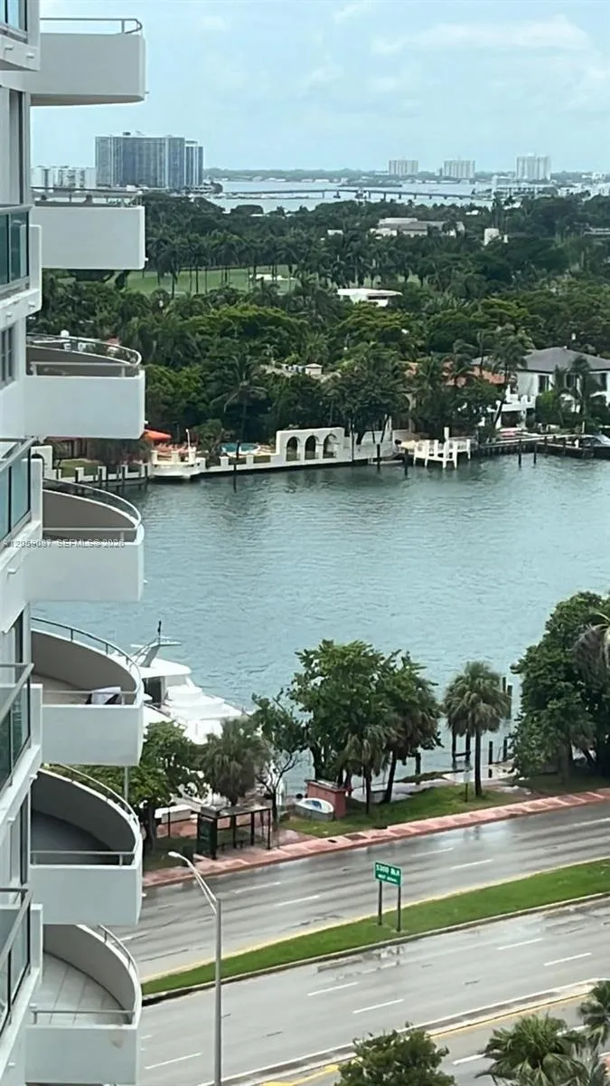 5161 Collins Ave #1510 Miami Beach, FL 33140