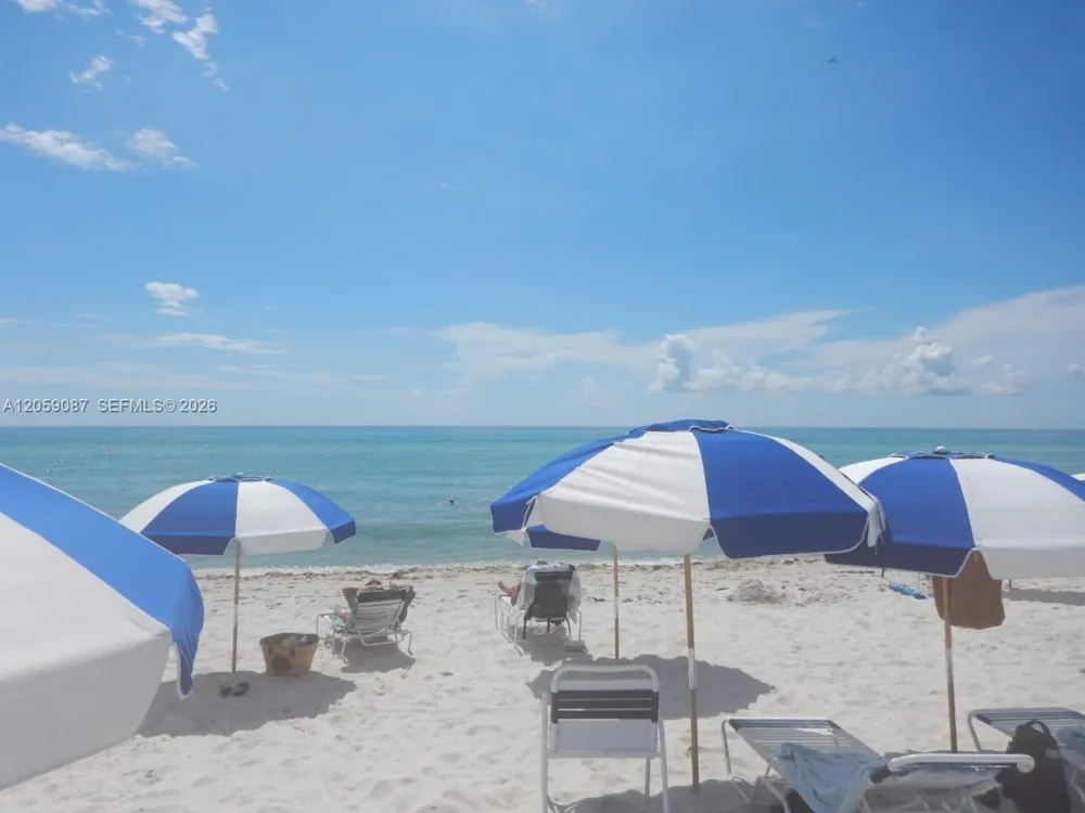 5161 Collins Ave #1510 Miami Beach, FL 33140