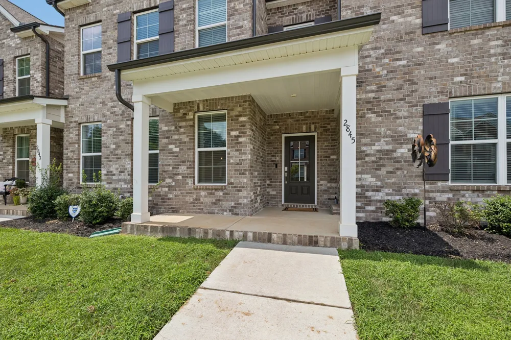 2845 Suzanne Landon Dr Murfreesboro, TN 37130
