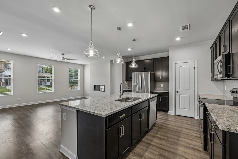 2845 Suzanne Landon Dr Murfreesboro, TN 37130
