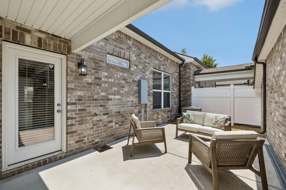 2845 Suzanne Landon Dr Murfreesboro, TN 37130