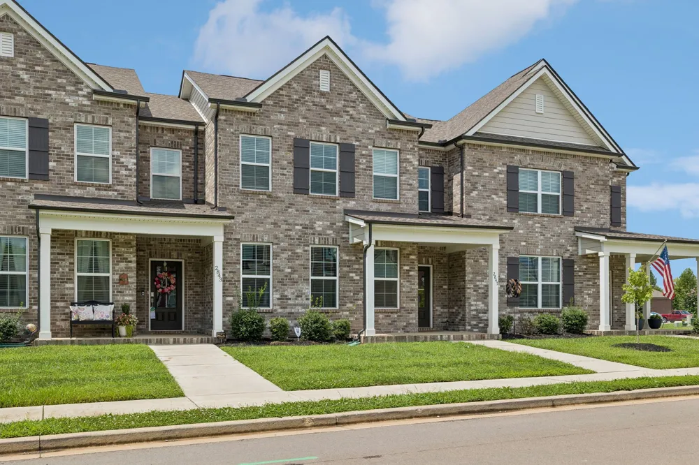 2845 Suzanne Landon Dr Murfreesboro, TN 37130