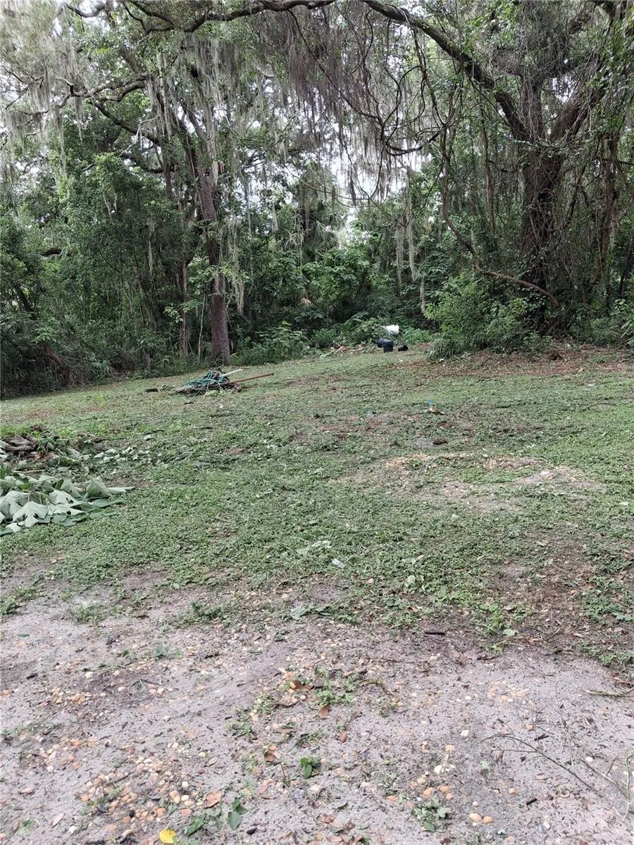 2713 BERDETTA STREET Leesburg, FL 34748