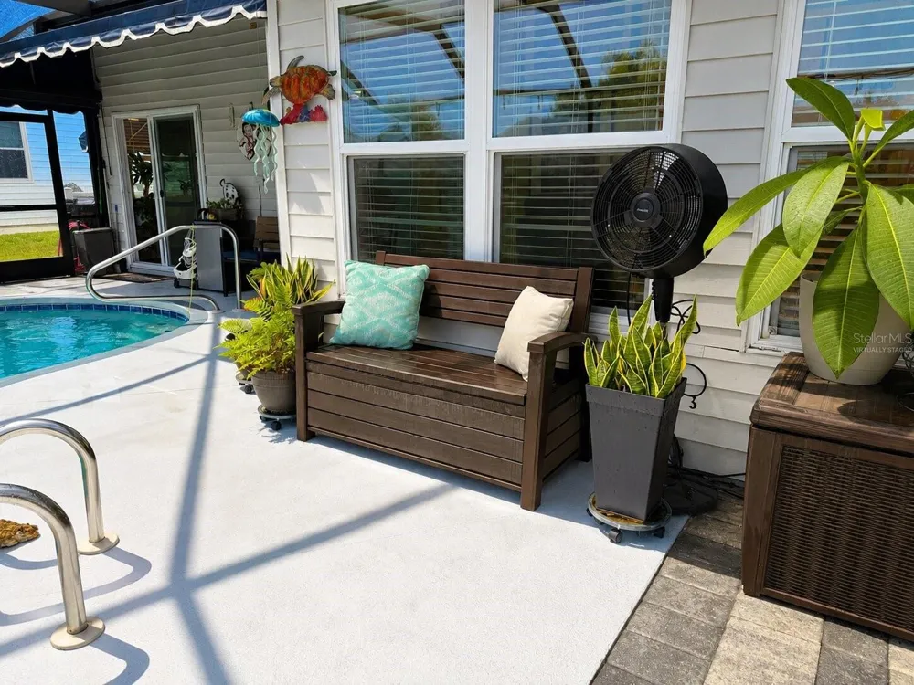 1018 PARAKEET TRAIL Lakeland, FL 33809