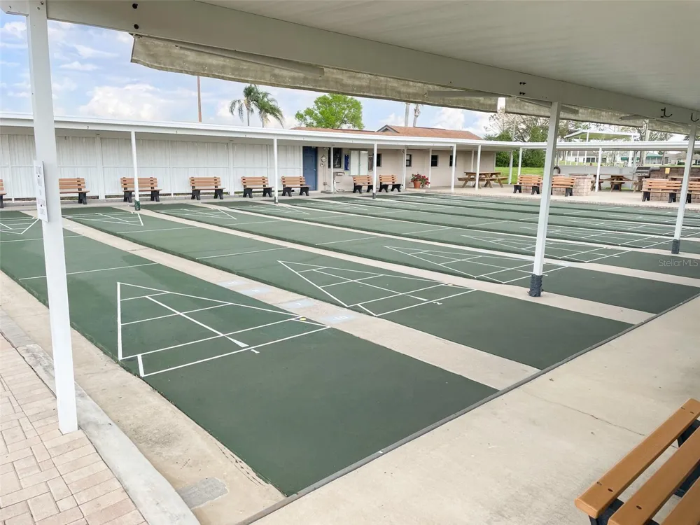 1018 PARAKEET TRAIL Lakeland, FL 33809