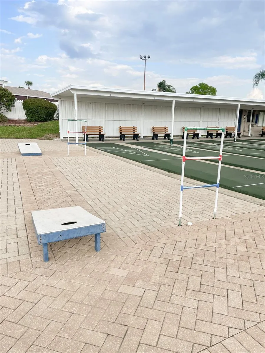 1018 PARAKEET TRAIL Lakeland, FL 33809