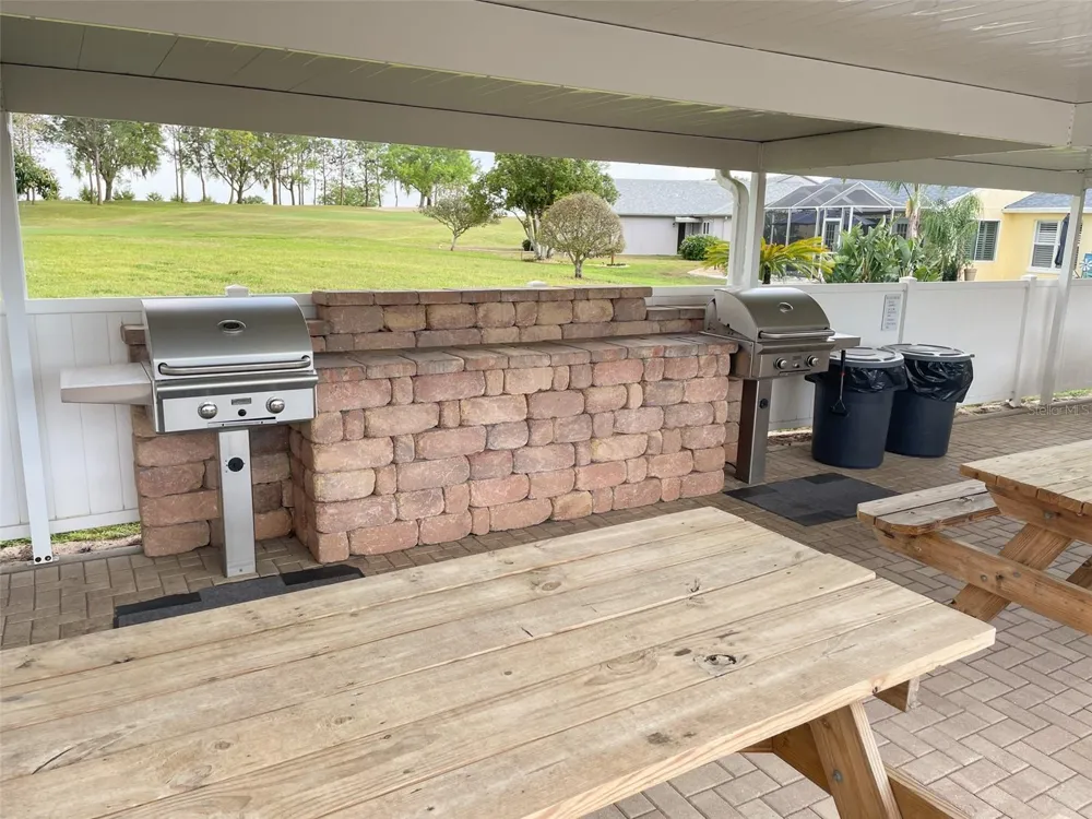 1018 PARAKEET TRAIL Lakeland, FL 33809