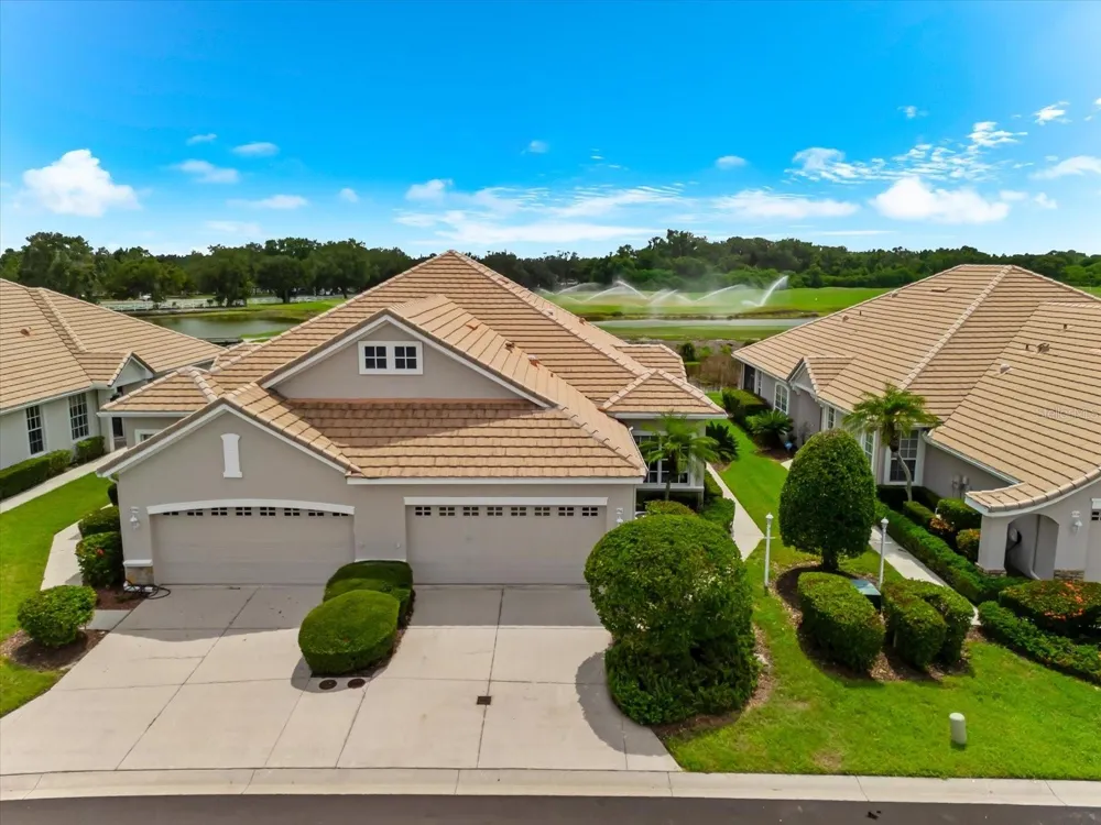 6942 WOODMORE TERRACE Lakewood Ranch, FL 34202
