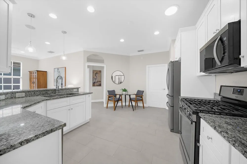 6942 WOODMORE TERRACE Lakewood Ranch, FL 34202