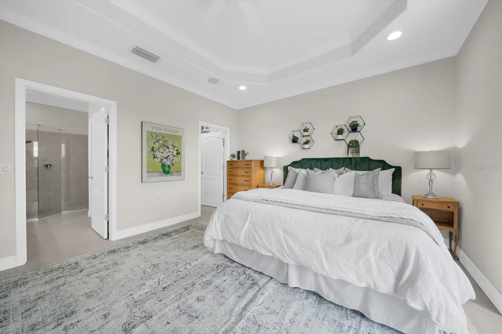 6942 WOODMORE TERRACE Lakewood Ranch, FL 34202