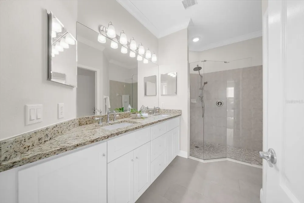 6942 WOODMORE TERRACE Lakewood Ranch, FL 34202