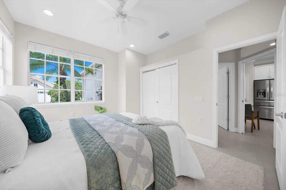 6942 WOODMORE TERRACE Lakewood Ranch, FL 34202