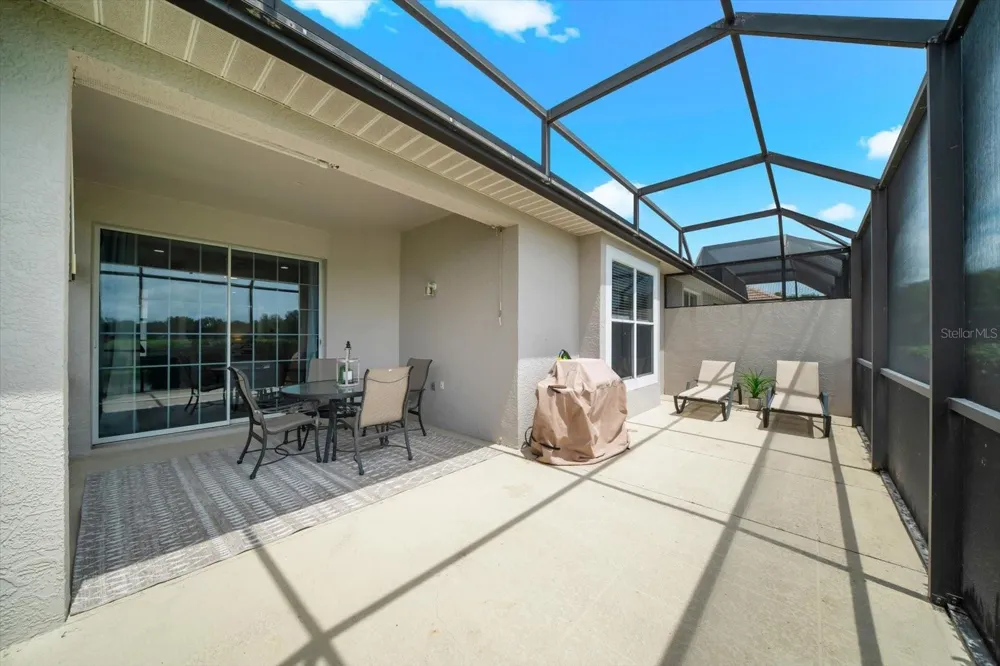 6942 WOODMORE TERRACE Lakewood Ranch, FL 34202