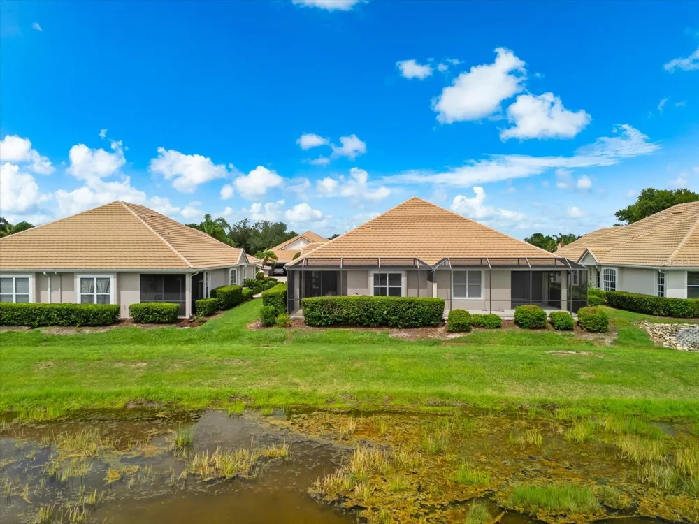 6942 WOODMORE TERRACE Lakewood Ranch, FL 34202
