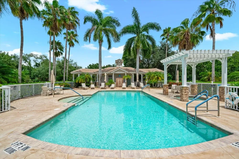 6942 WOODMORE TERRACE Lakewood Ranch, FL 34202