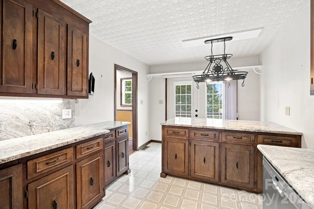 1414 Center Church Road #59 Hiddenite, NC 28636