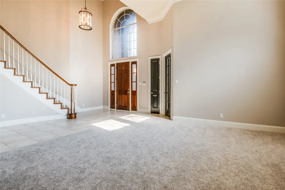 801 Camelot Court Highland Village, TX 75077