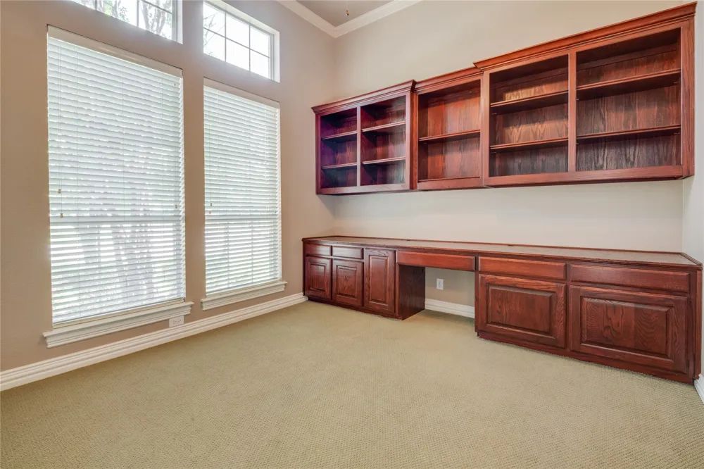 801 Camelot Court Highland Village, TX 75077