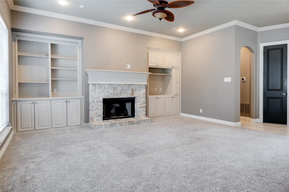 801 Camelot Court Highland Village, TX 75077