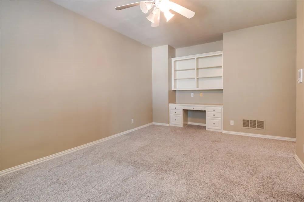 801 Camelot Court Highland Village, TX 75077