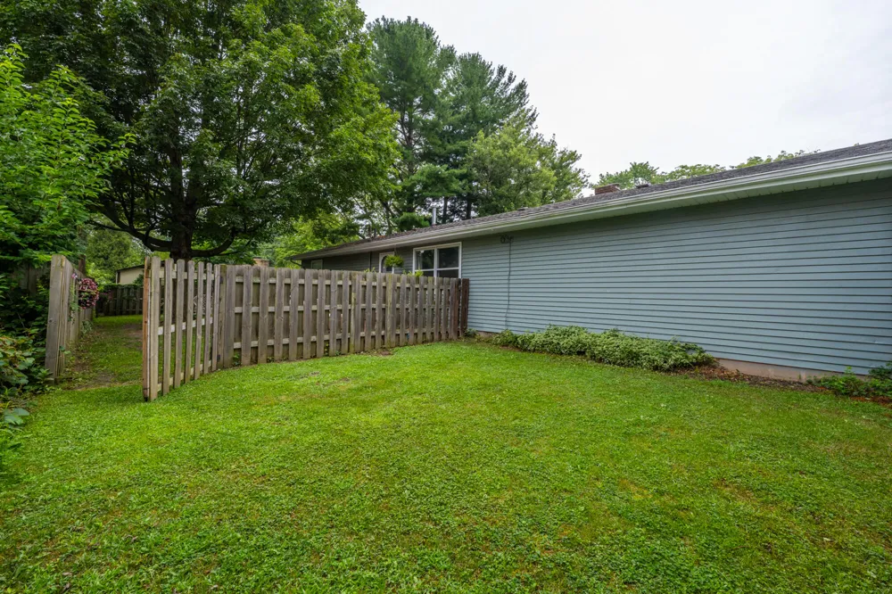 536 Dell Street St. Joseph, MI 49085