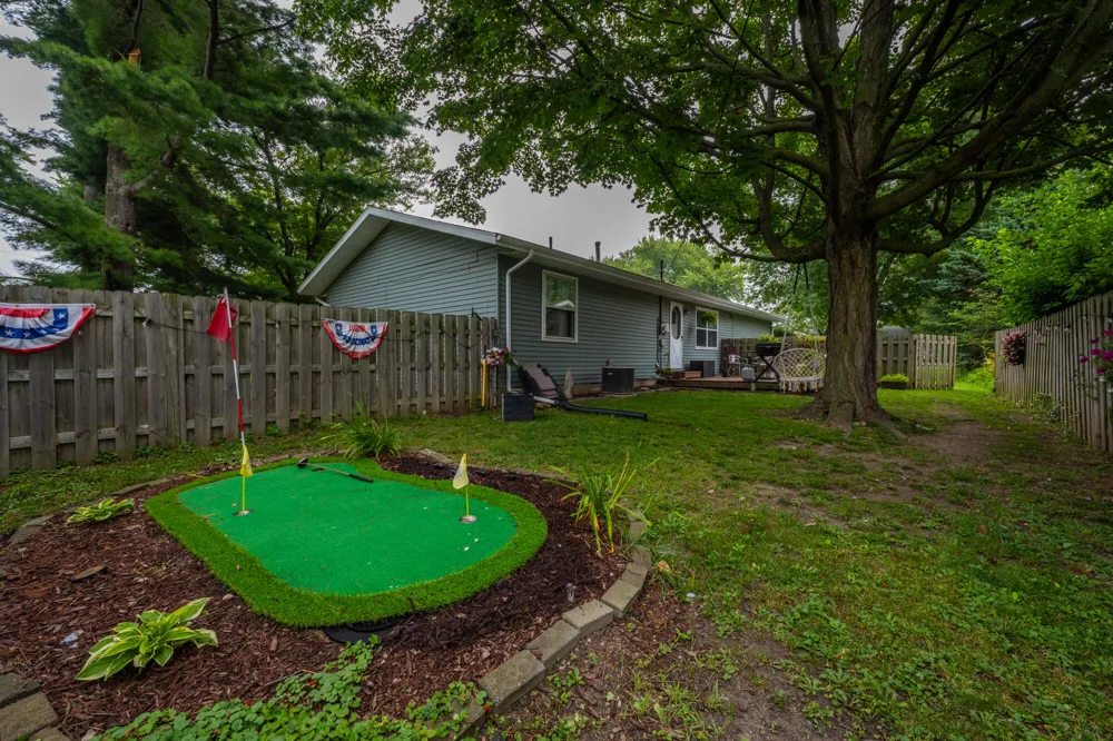 536 Dell Street St. Joseph, MI 49085