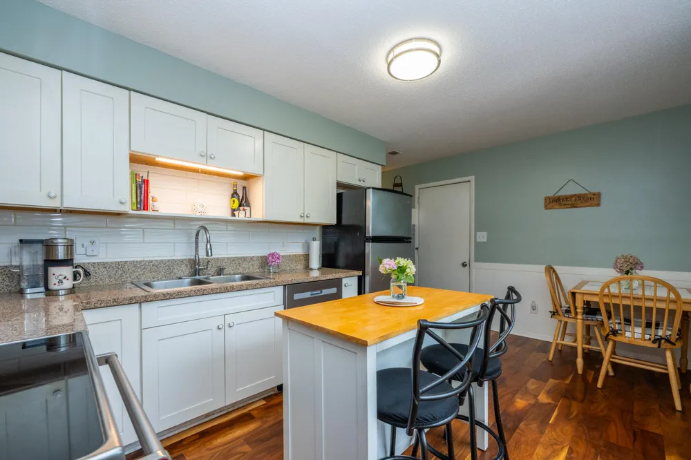 536 Dell Street St. Joseph, MI 49085