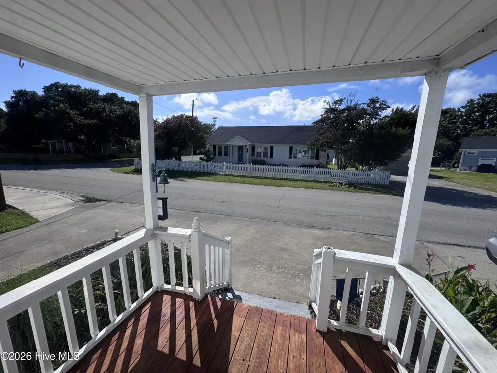 109 Carteret Avenue Beaufort, NC 28516