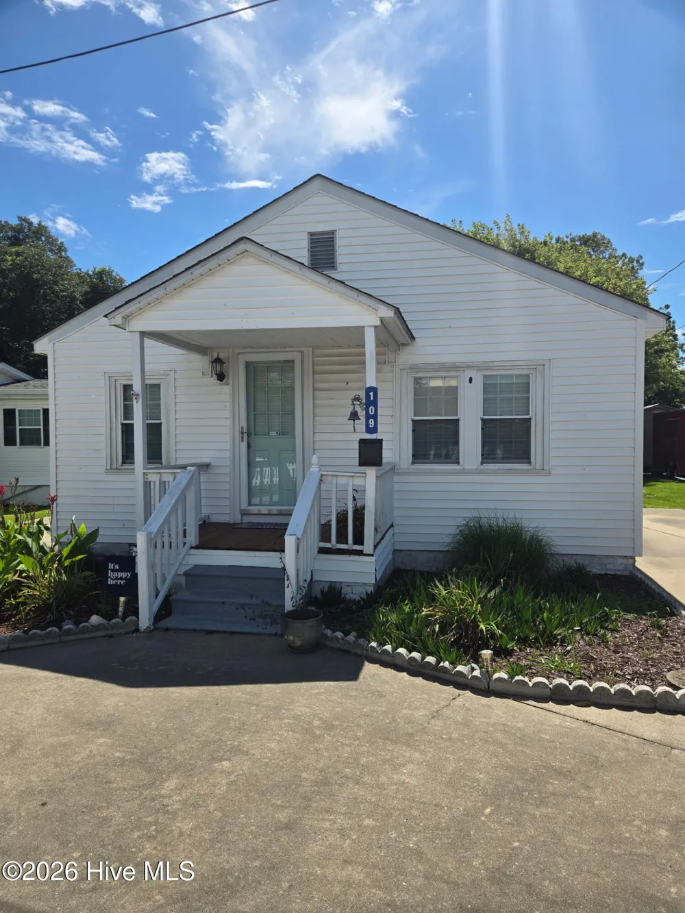 109 Carteret Avenue Beaufort, NC 28516