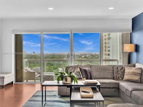 2451 S Brickell Ave #20M