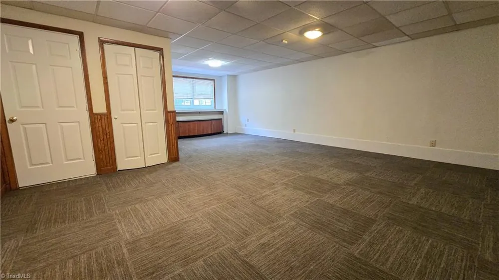3581 Robinwest Drive Pfafftown, NC 27040