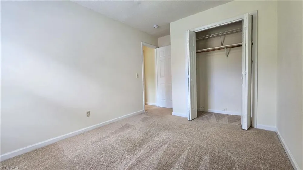 3581 Robinwest Drive Pfafftown, NC 27040